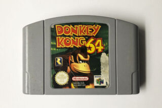 Donkey Kong 64(grim label)(kræver expansion pak)(N64: Løse spil)