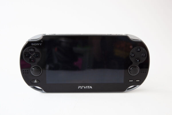 PS Vita PCH-1004 inkl 16 GB(konsol)