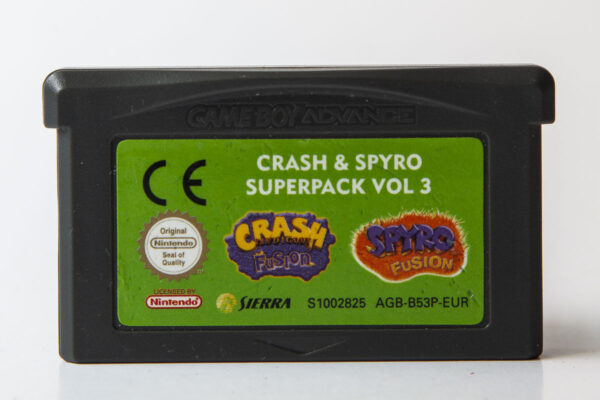 2 Games in 1: Crash & Spyro Super Pack Volume 3: Crash Bandicoot Fusion + Spyro Fusion(GB Advance)