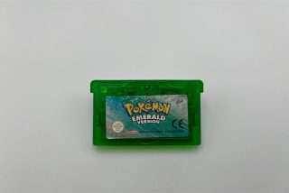 Pokémon: Emerald Version (grim label)(GB Advance)