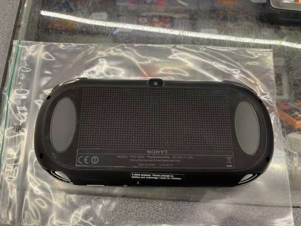 PS Vita PCH-1004 inkl 8 GB(konsol) #1 - Billede 2