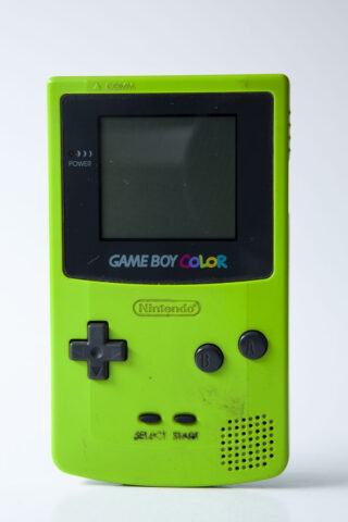 Gameboy Color: Kiwi #1