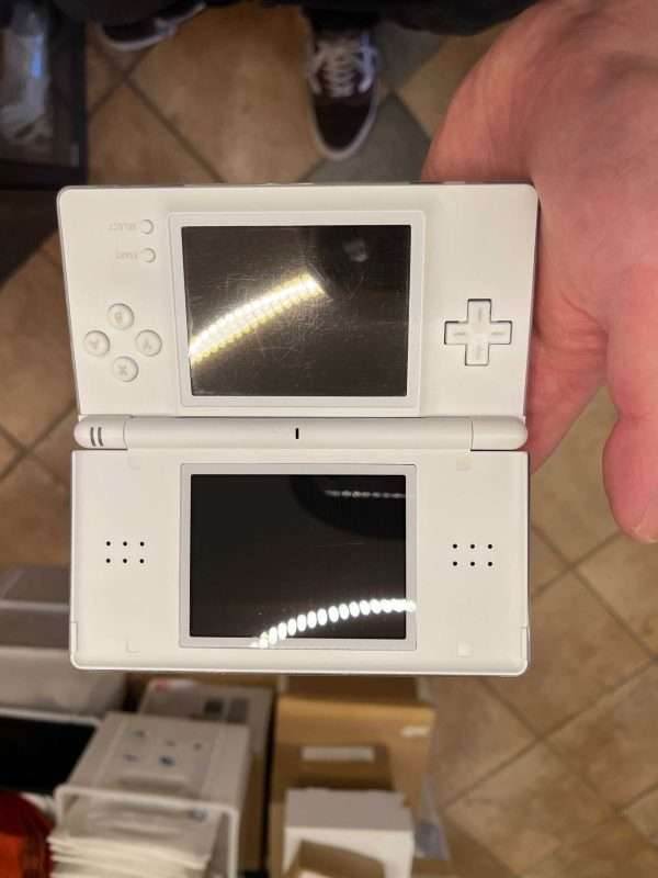 DS lite: Polar White inkl. oplader #4 - Image 2