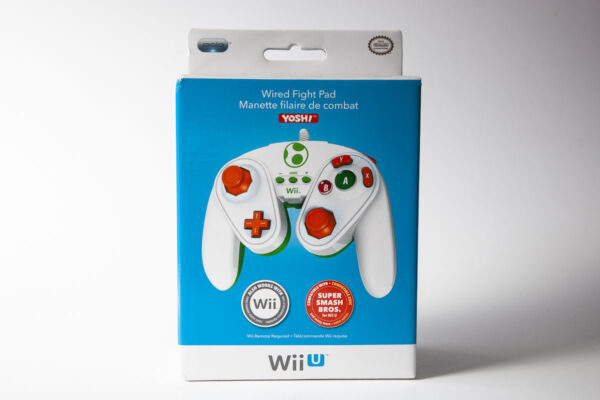 Wired Fight Pad: Yoshi