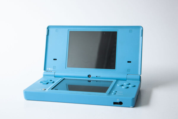 DSi: Sky Blue inkl. oplader #1