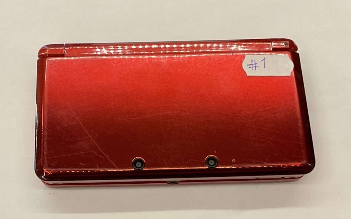 3DS: Metallic Red inkl. oplader #1 - se billeder - Billede 2