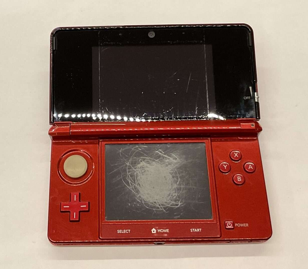 3DS: Metallic Red inkl. oplader #1 - se billeder - Billede 3