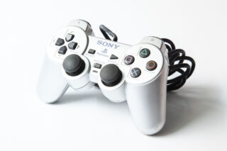 Playstation 2: Controller. Sølv