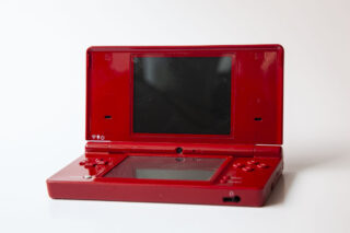 Nintendo DSi: Red inkl. oplader #2 Se Billeder