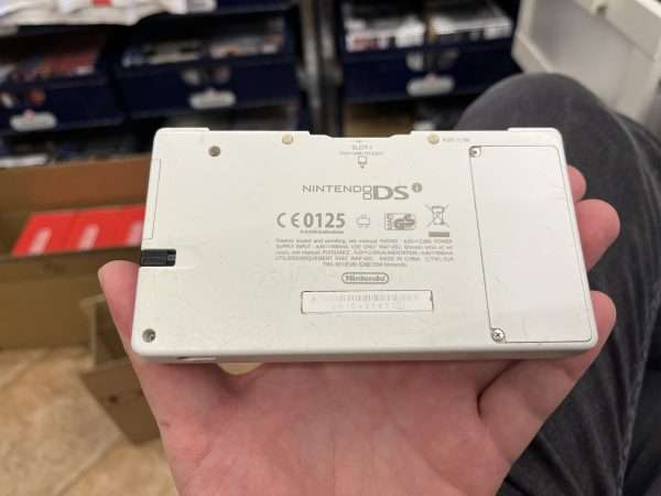 DSi: White inkl. oplader #1 - Billede 3