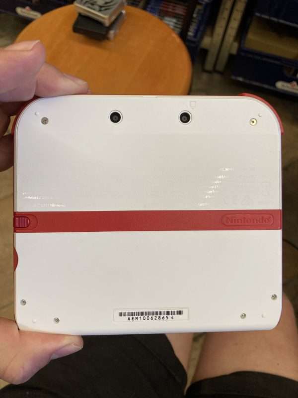 Nintendo 2DS: White/Red inkl. oplader #1 - Image 2