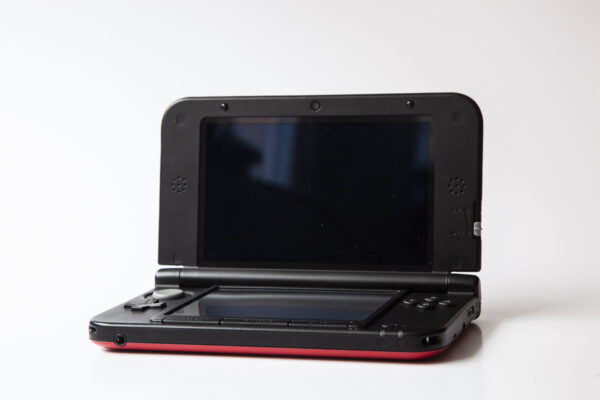 3DS XL: Metallic Red inkl. oplader #1