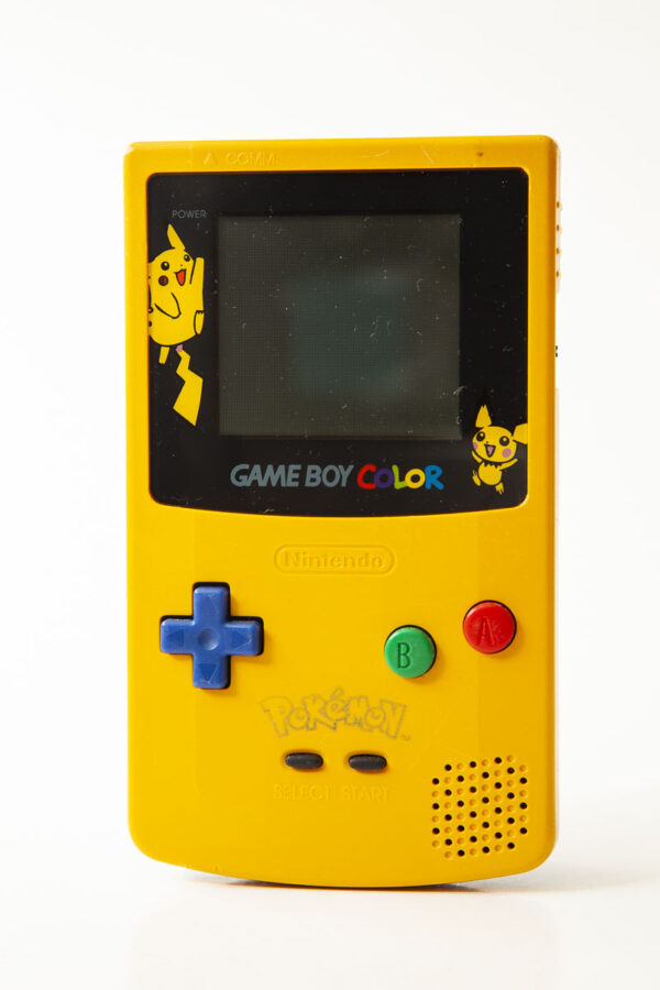 Gameboy Color: Pikachu Edition