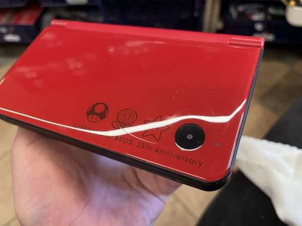 DSi XL Super Mario Bros 25th Anniversary edt. #1 - Image 4