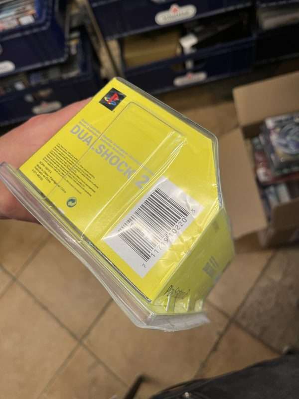 Playstation 2: Controller(Sealed) - Image 2