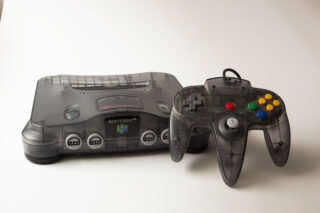 Nintendo 64 Konsol: Smoke Grey