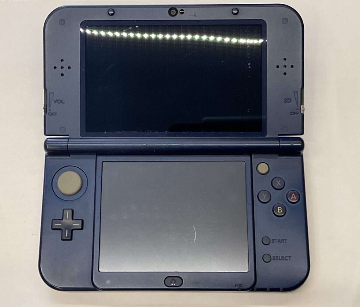 New Nintendo 3DS XL inkl. oplader (Metallic Blue) #1 - Billede 4