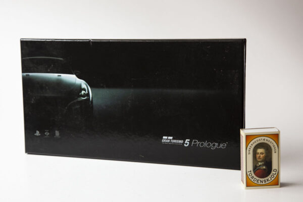 Gran Turismo 5 Prologue. Press Kit (Se indhold inde på varen) (PS3)