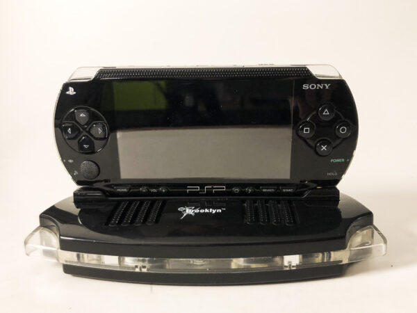 PSP 1004 inkl Brooklyn PSP-stander m. højtaler