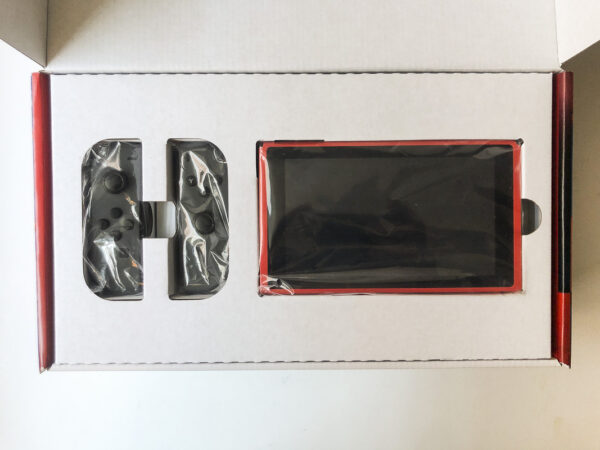 Nintendo Switch. Mario 35th anniversary(se beskrivelsen)(brugt) - Image 2