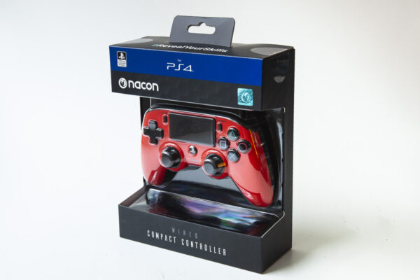 Playstation 4-controller fra Nacon. Ikke trådløs(3 m). Rød(PS4 Ny)
