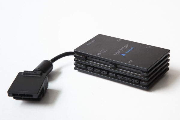 Playstation 2: Multitap (Virker kun til FAT)