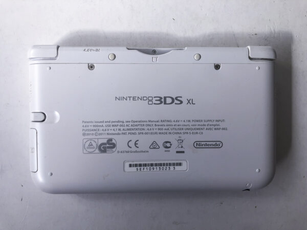 3DS XL White med pre installed Super Mario 3D Land i original emballage(ikke ny) - Billede 4