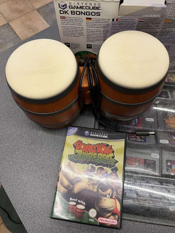 Donkey Kong Jungle Beat Pak i original emballage(Gamecube: Spil) - Billede 2