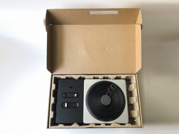 DJ Hero(spil og turntable)i original emballage(ikke ny og uåbnet) - Image 2