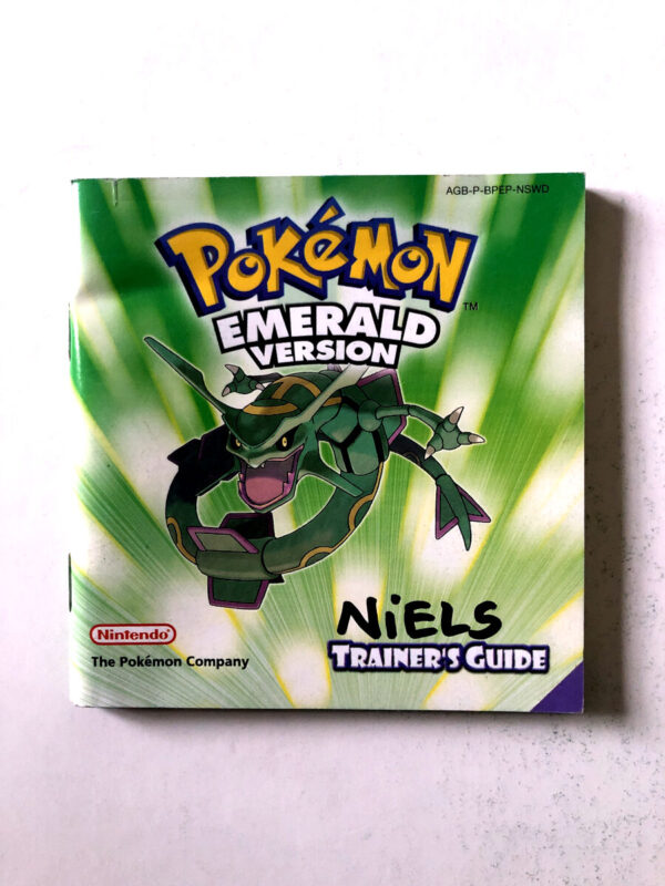 Pokemon Emerald Version, Nvn skrevet på front med tusch (GB Advance Manual) #42