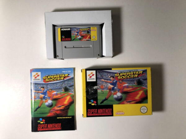 International Superstar Soccer (SNES i original emballage) #177