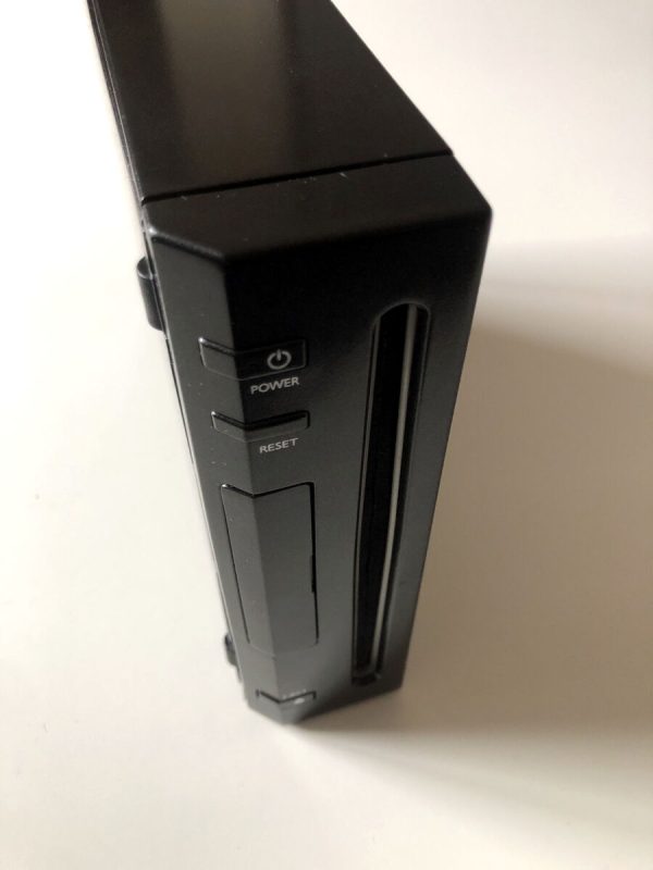 Sort Wii uden kabler eller controllere(udskiftet skal)(Wii)