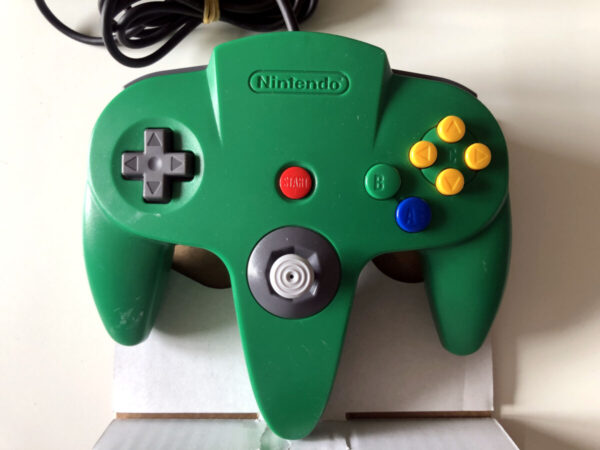 Nintendo 64 Controller i Æske, flække i papinlay (N64 i original emballage) #216 - Image 10