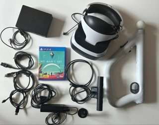 PSVR-bundle inkl 5 spil(PS4 Brugt) - se beskrivelse