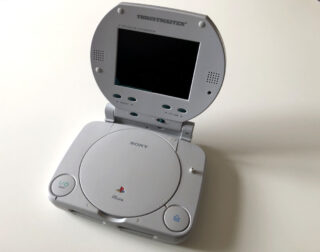 Thrustmaster-skærm(PS One medfølger ikke)(PS1) - Se billeder