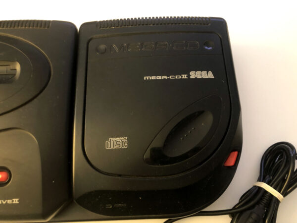 Sega Mega Drive II + Mega-CD II(konsol) - Image 3