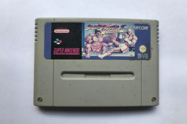 Street Fighter II Turbo(falmet label)(SNES: Løse spil)