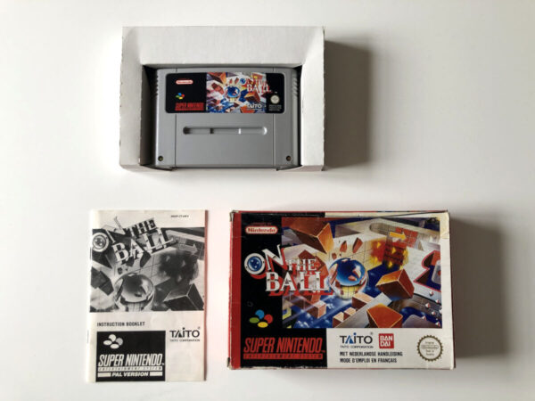 On The Ball (Skåret op langs toppen, se billeder) (SNES i original emballage) #185