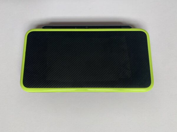 New Nintendo 2DS XL (Black/Green) inkl. oplader #1 Se Billeder