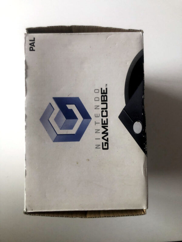 Gamecube: sort - komplet i original emballage. Kommer i box protector(Gamecube) - Image 5