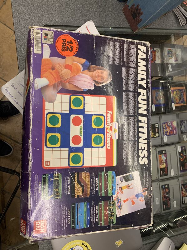 Tom papkasse til Family Fun Fitness(NES) - Billede 5