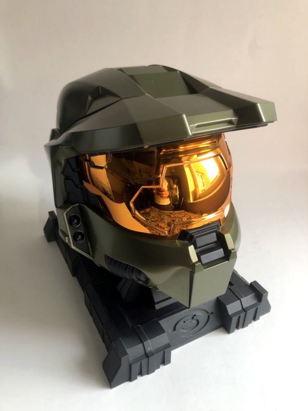 Halo 3 Legendary Edition Master Chief Helmet & Display Stand (360) - se billeder