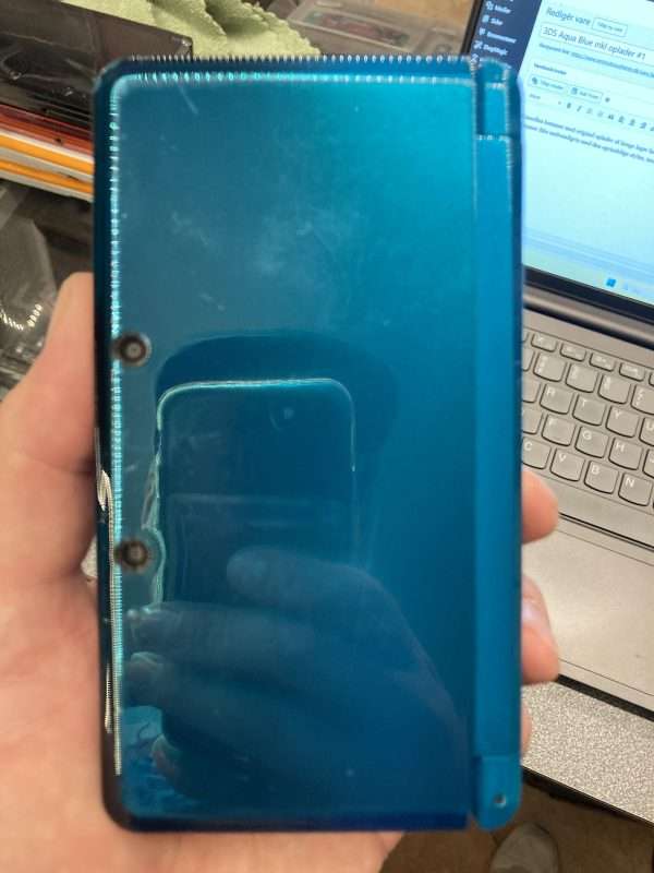 3DS Aqua Blue inkl oplader #1 - Image 2