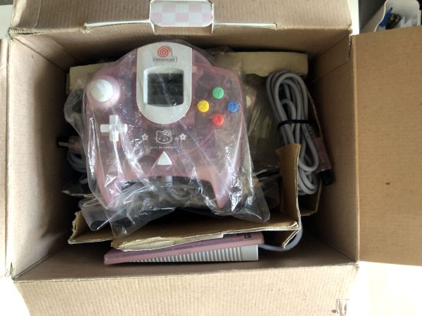 Japansk Hello Kitty Dreamcast i original emballage(se beskrivelse og billeder) - Image 5