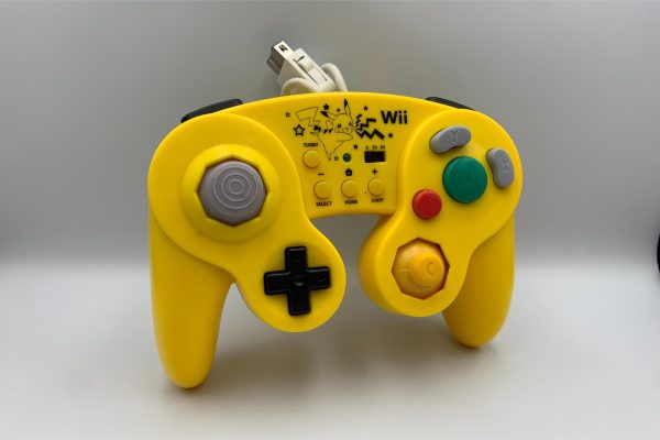 Hori Battle Pad Pikachu(Wii U)