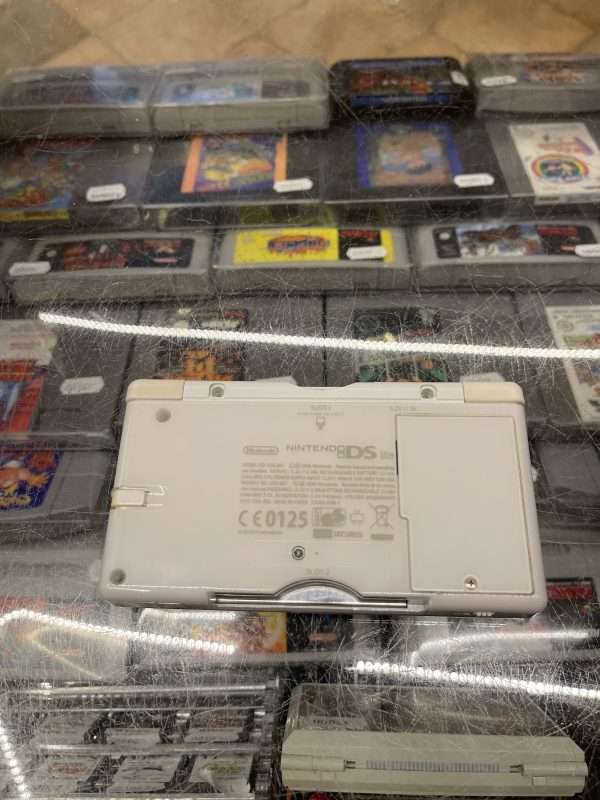 DS lite: Ice Blue/White inkl. oplader #2 - se beskrivelse - Billede 4
