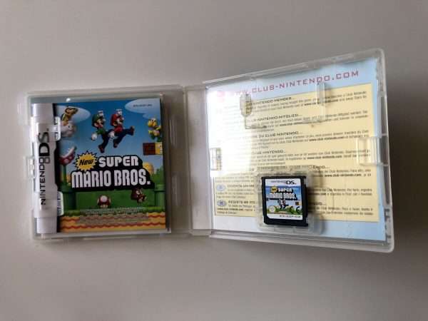 New Nintendo DS XL Super Mario Bros - 25th Anniversary Edition - Image 7