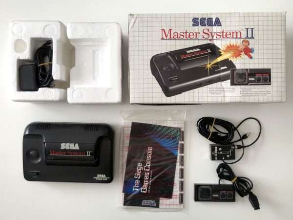 Sega Master System m. Alex The Kidd i original emballage