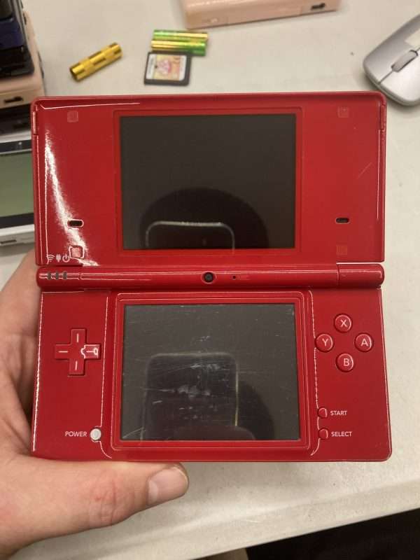 Nintendo DSi: Red inkl. oplader #2 Se Billeder - Image 2