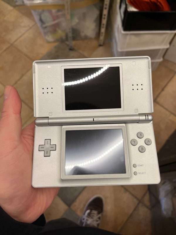 DS lite: Silver inkl. oplader #3 - Image 2